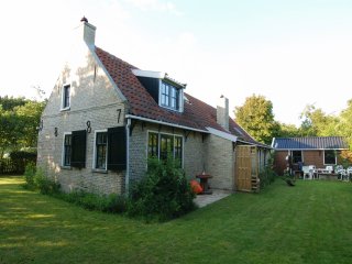 Buitenaanzicht Huisje Elsloo Buitenaanzicht Huisje Elsloo